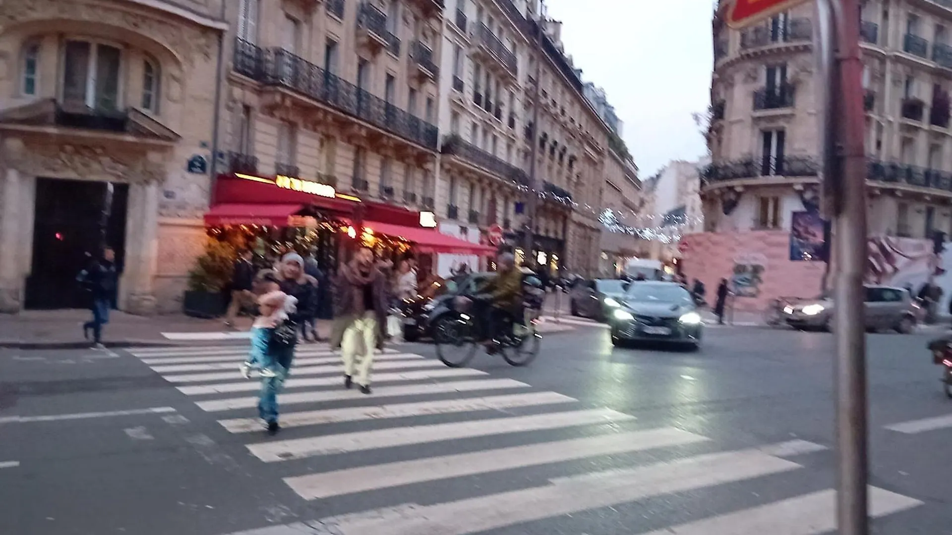 1 Minute Gare Montparnasse , Center, Awsome Place, Close To Eiffel Tour And Louvre Meusm , Front Metro Apartment Paris 0*,  France