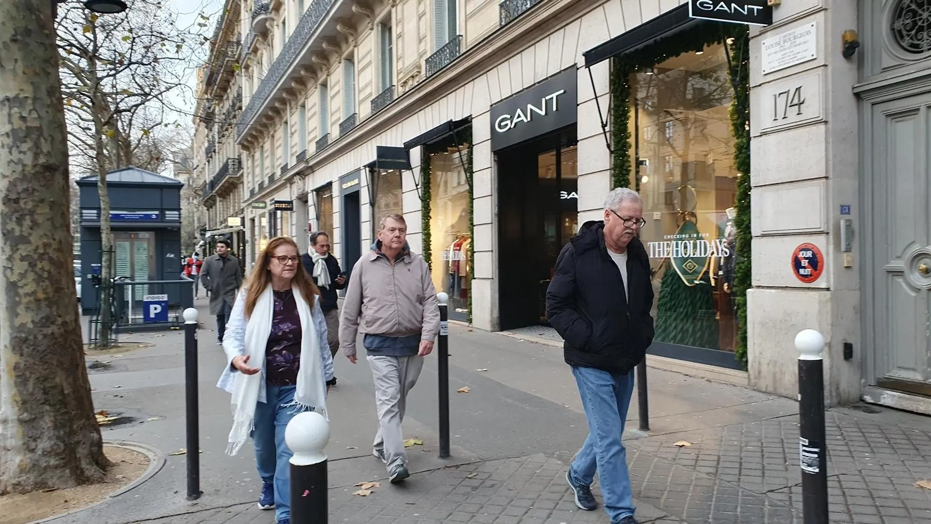 1 Minute Gare Montparnasse , Center, Awsome Place, Close To Eiffel Tour And Louvre Meusm , Front Metro Apartment Paris 0*,  France