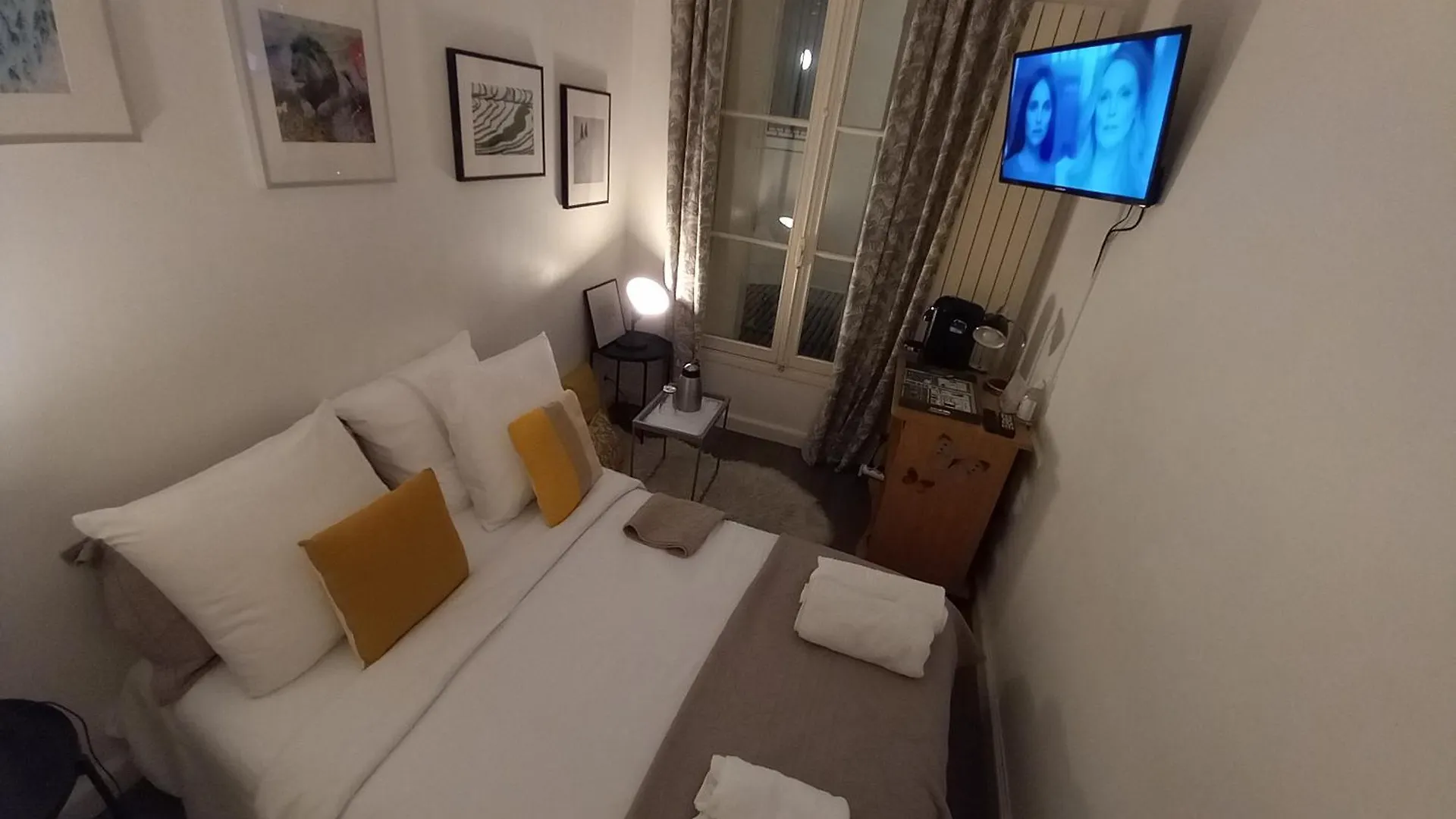 Appartamento 1 Minute Gare Montparnasse , Center, Awsome Place, Close To Eiffel Tour And Louvre Meusm , Front Metro Parigi