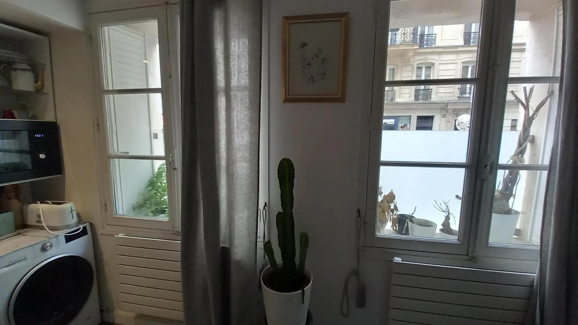 Appartamento 1 Minute Gare Montparnasse , Center, Awsome Place, Close To Eiffel Tour And Louvre Meusm , Front Metro Parigi Francia